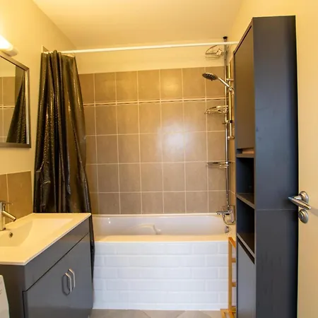 Appart Lumineux Avec Terrasse, Parking Et Wifi A - Fr-1-616-352 * Périgueux