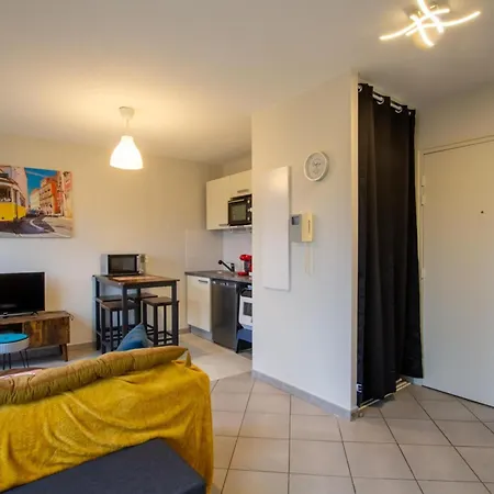 Appart Lumineux Avec Terrasse, Parking Et Wifi A - Fr-1-616-352 * Périgueux